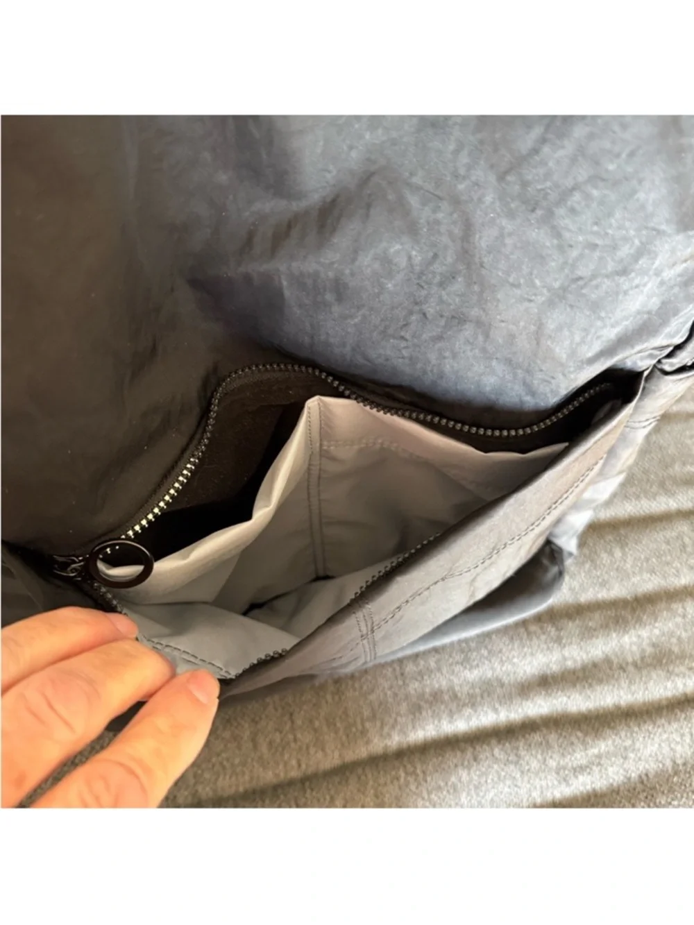 Nike Black Medium Everyday Backpack with Silver Swoosh